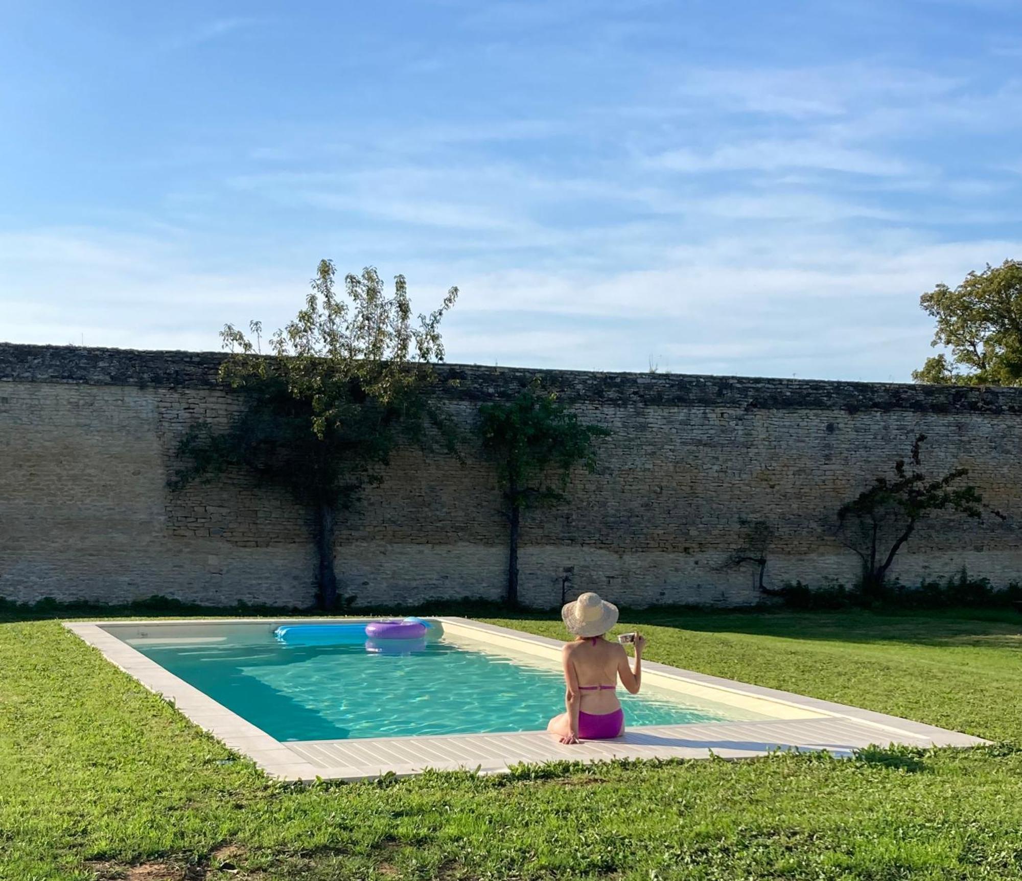 Chateau De Cesny-Aux-Vignes Exterior photo